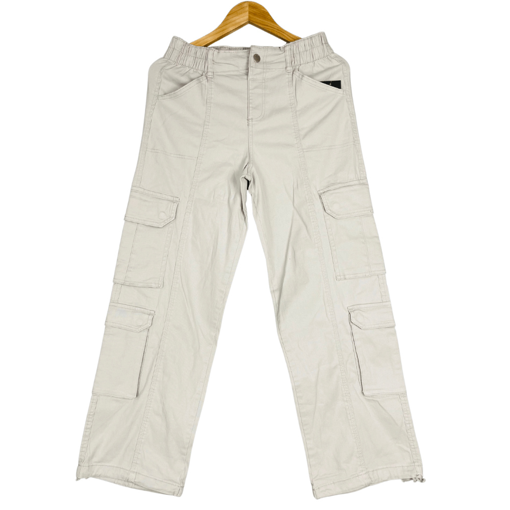 Urban Chic Women's Cargo Joggers: Comfortable Style for Everyday Adventures